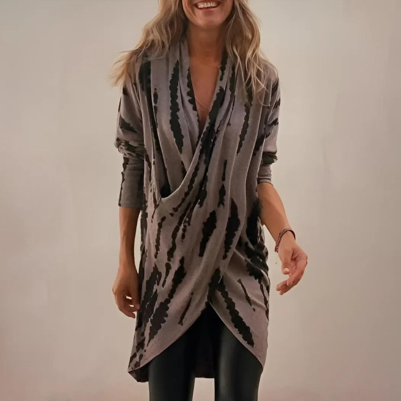 Petra | Luxurious V-neck Tunic with Loose Fit