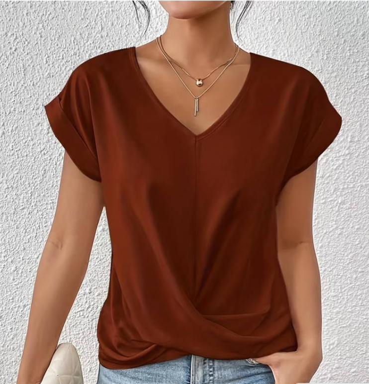 Valentine | The perfect v-neck top