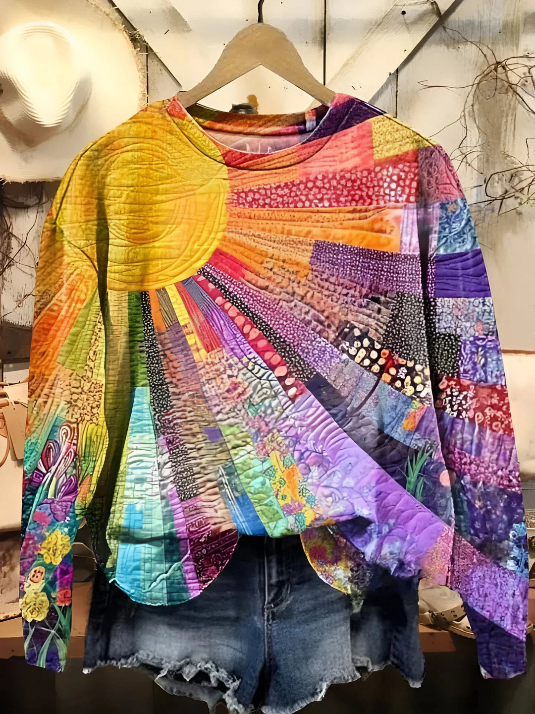 Quirine | Colorful Sun Collage Sweatshirt